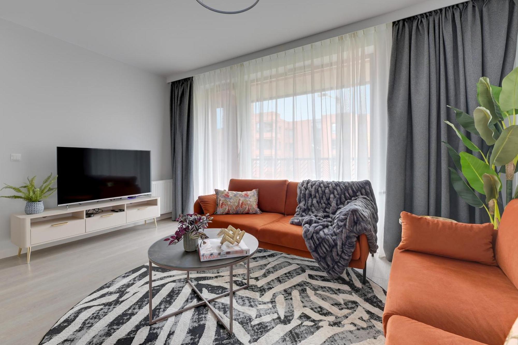 Scala City Center Premium Apartments With Parking By Lion Apartments Apartment