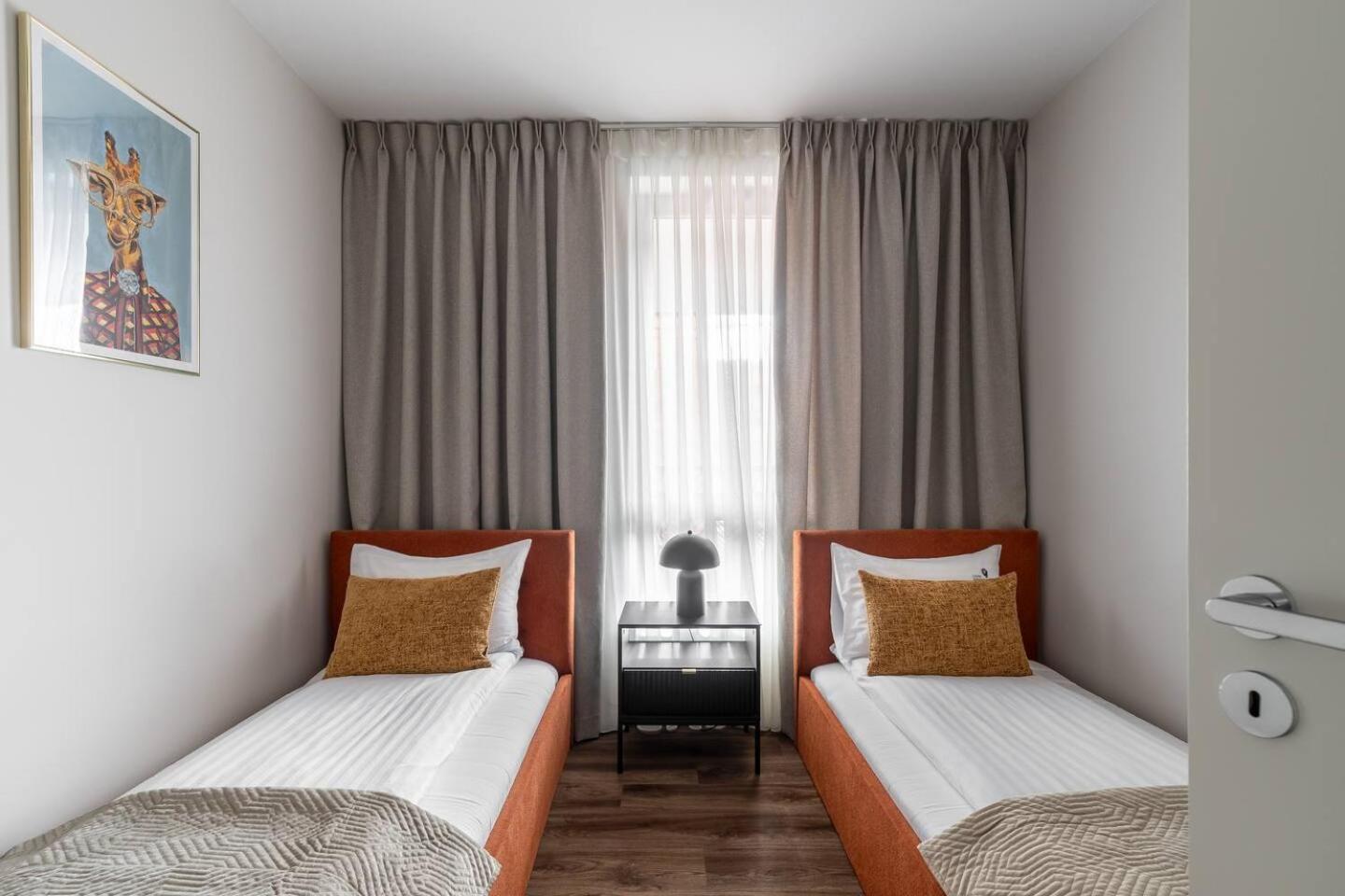 Scala City Center Premium Apartments With Parking By Lion Apartments